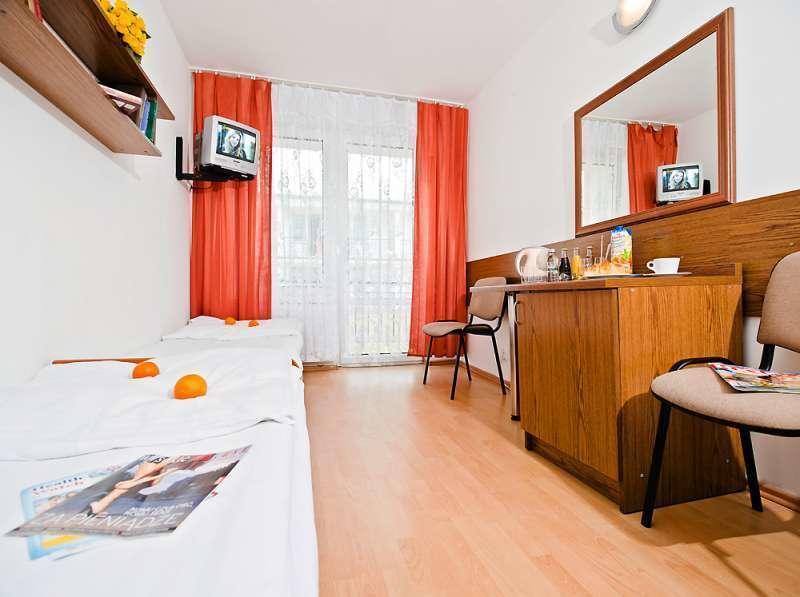 Bispol Hotel Trzebiatów Habitación foto